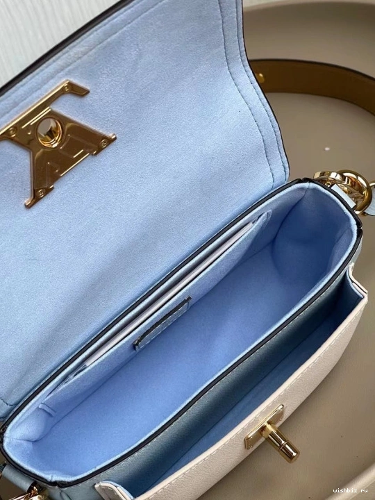 WIS VUITTON LOUIS LOCKME TENDER 0712